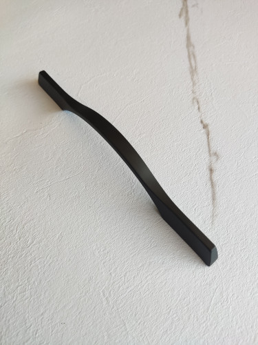 دستگیره دو پیچ تیرکس کد T18